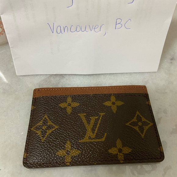 Louis Vuitton Handbags - Louis Vuitton monogram card holder
